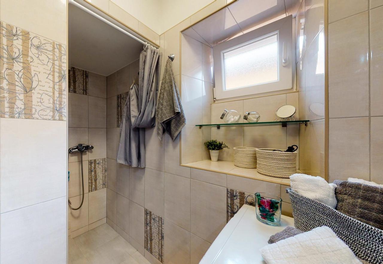 Apartman Tina Metković Exteriör bild