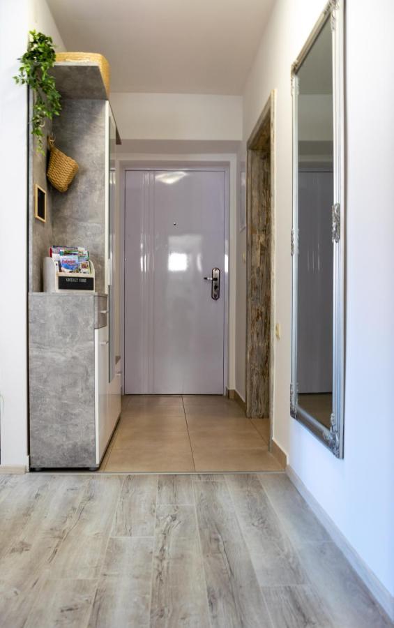 Apartman Tina Metković Exteriör bild